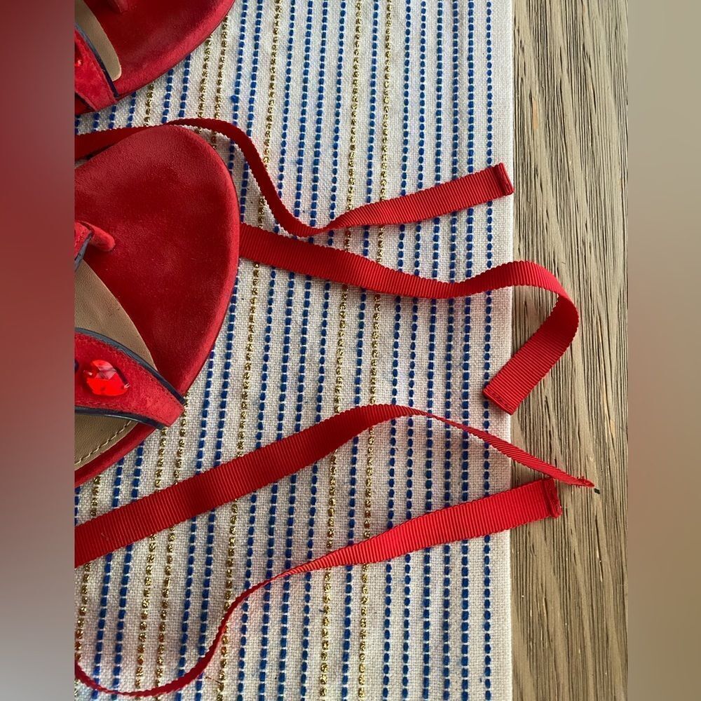 Tory Burch Suede Red Beaded Women's Sandals Sz 9 - Picture 8 of 8